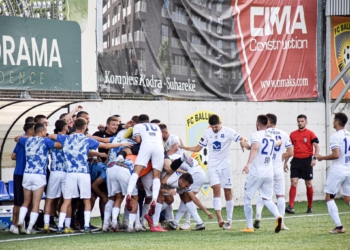 Tre kartonë të kuq, dy penallti dhe Llapi fitues i ndeshjes “dramatike” me Lirinë