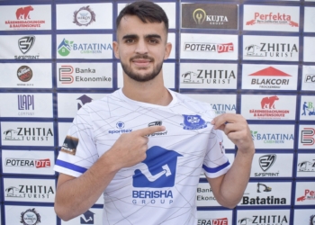 Formacionet zyrtare, Veliu titullar me Llapin