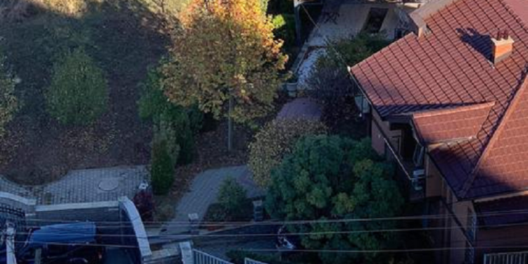 EULEX-i bastisë shtëpinë e Bashkim Smakajt dhe banesën e Blerim Shalës