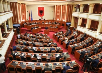 Interpelancë, debat e rezolutë… Shqipëria mbledh Kuvendin për “24 shtatorin”