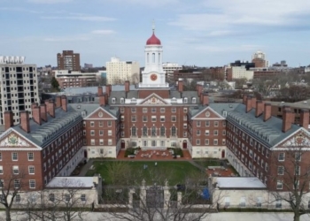 ​387 vjet nga themelimi i Universitetit të Harvardit