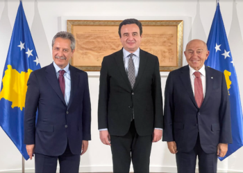 Kurti me drejtuesit e Limak Holding dhe Çalik Holding flasin për investime