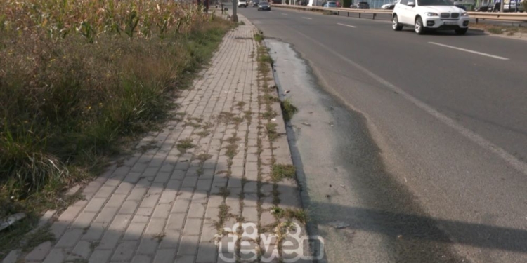 Qytetarët në hall nga kundërmimi i kanalizimit në rrugën Sllatinë – Fushë Kosovë