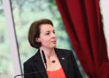 Gërvalla i kërkon BE-së t’ia ngrijë Serbisë statusin e vendit kandidat