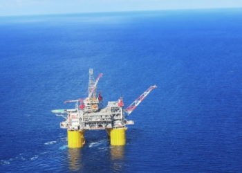 Rriten çmimet e naftës pas shpërthimit të spitalit në Gaza