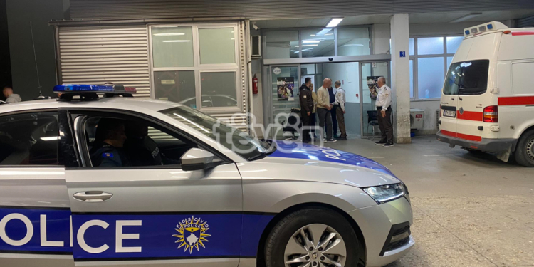 Dy të plagosurit në Vushtrri po trajtohen në QKUK, njëri në gjendje më të rëndë