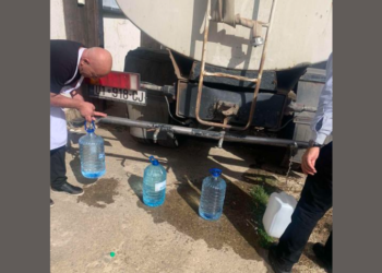 Ujësjellësi vë në dispozicion një autobot me ujë të pijes në Kishnicë