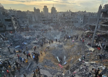 Izraeli thotë se e bombardoi kampin e refugjatëve në Gazë