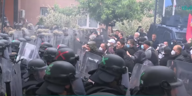 Propaganda e rrezikshme serbe