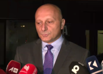 Qerkini: Kundërkushtetuese bastisja në shtëpinë e Behramit, u konfiskuan iPad-ët e fëmijëve