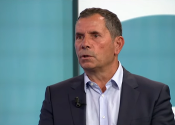 Gashi: Shteti i Kosovës do të lëshojë urdhër-arrest për Radoiçiqin në mënyrë që të bëhet ekstradimi i tij në Kosovë