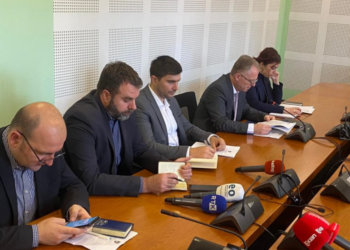 Në mungesë kuorumit dështon mbledhja e komisionit, nuk raporton Bislimi