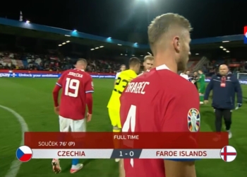Çekia fiton me një penallti ndaj Ishujve Faroe