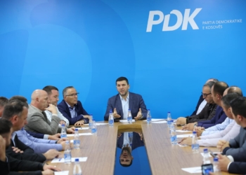 Krasniqi: E papranueshme dhe papërgjegjësi politike bojkoti i Rezolutës për PK-në