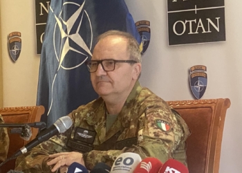 Komandanti i KFOR-it: Do të vijnë trupa shtesë