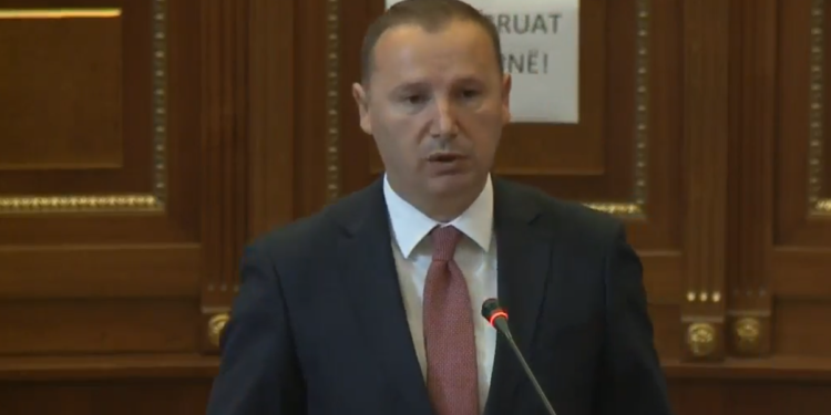 Zemaj: Mungesa e VV-së në debatin në Kuvend është për turp