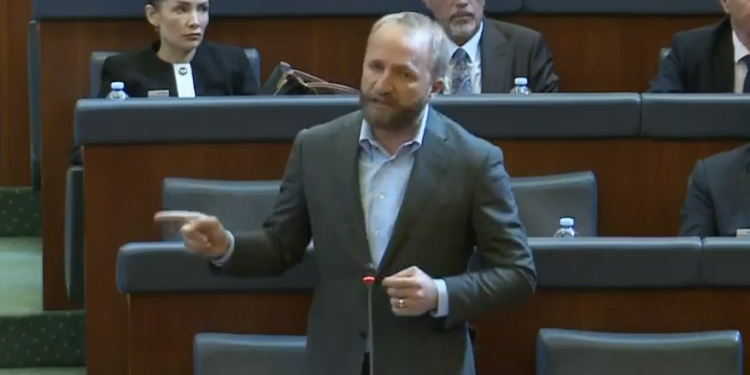 Tahiri thotë që VV po ikë nga përgjegjësitë