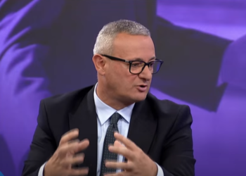 Arifi thotë se është keqinterpretuar qëllimshëm deklarata e Macron për vizat