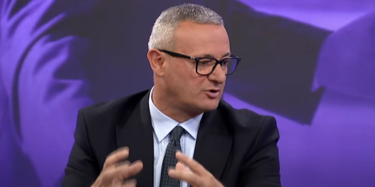 Arifi thotë se është keqinterpretuar qëllimshëm deklarata e Macron për vizat