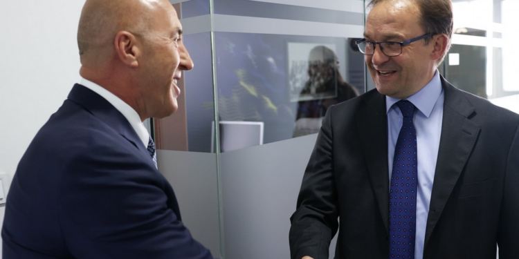 Haradinaj pret në takim njoftues ambasadorin austriak