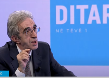 Koci: Deklarata e Macronit për Kosovën manifestoi përçarjen brenda BE-së