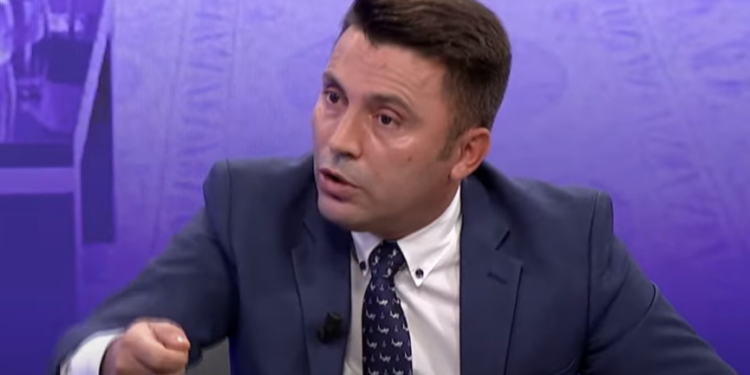 Rrustemi: Serbia në këtë fazë duhet ta njohë de facto Kosovën