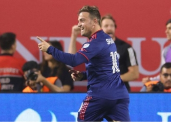 Xherdan Shaqiri shkëlqen me “dopietë” ndaj skuadrës së Messit