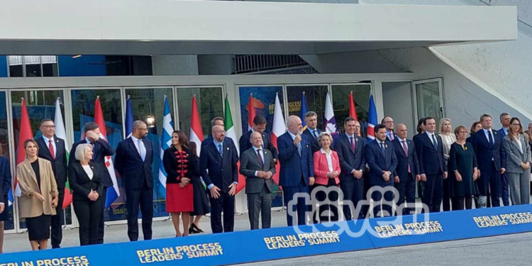 Fotografia zyrtare e Procesit të Berlinit, mungon kryeministrja serbe
