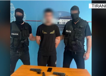 Një shtetas i Kosovës arrestohet në Shqipëri, shiste armë