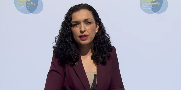 Osmani thotë se nuk takohet me Vuçiqin pa i vendosur sanksione Serbisë