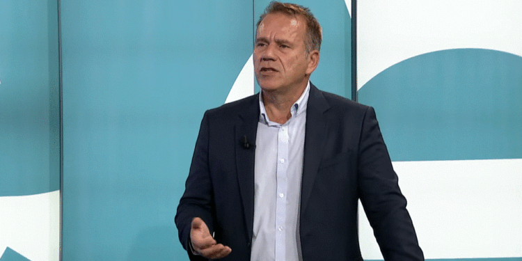 Arifi: LVV i ka fyer krejt ambasadorët, janë të sponsorizuara