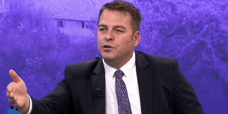 Muja për Edi Ramën: Dikush në rrethin e tij duhet ta këshilloj të mos flet shumë për çështje që nuk i di