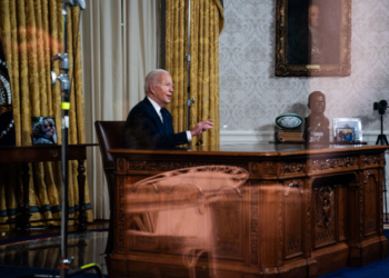 Biden “i gëzuar” nga lirimi i 2 shtetasve amerikanë të mbajtur peng nga Hamasi