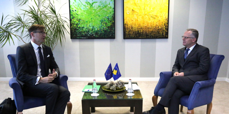 Bislimi takon zyrtarin evropian, e informon në detaje për sulmin terrorist të 24 shtatorit