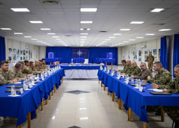 KFOR-i dhe ushtria serbe diskutojnë për vijën kufitare me Kosovën