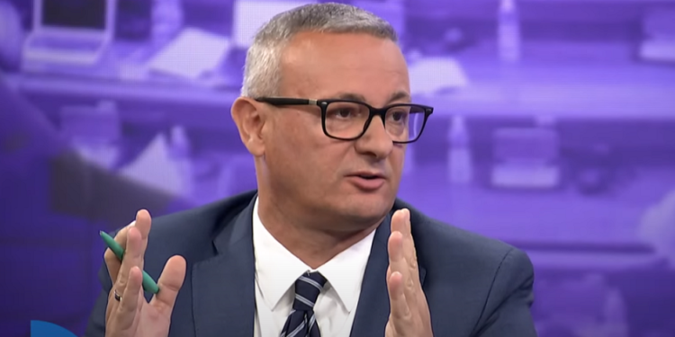 Arifi: Nëse BE nuk ka plane për njohje, i bie që Kosova multietnike s’do të ekzistojë