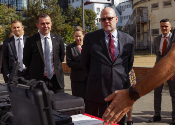 Dronët për Policinë, Hovenier: Do të ndihmojnë në luftimin e krimit të organizuar