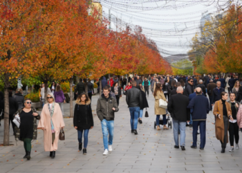 Qeveria do të shtyjë sërish regjistrimin e popullsisë