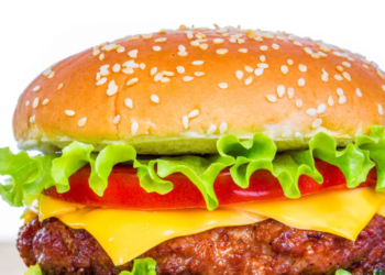 Deri në 3 euro një hamburger, qytetarët i shohin të paarsyeshme ngritjen e çmimeve