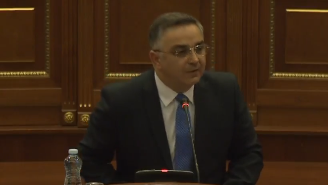 Tahiri-Kurtit: Na trego për çka je zotuar, e për çka nuk po e mban fjalën