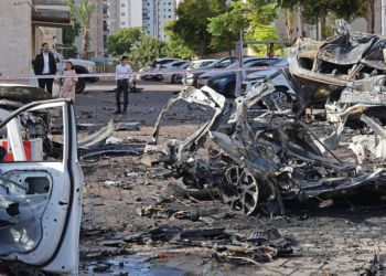 Një i vdekur dhe 15 të plagosur në sulmin e Hamasit në Izrael