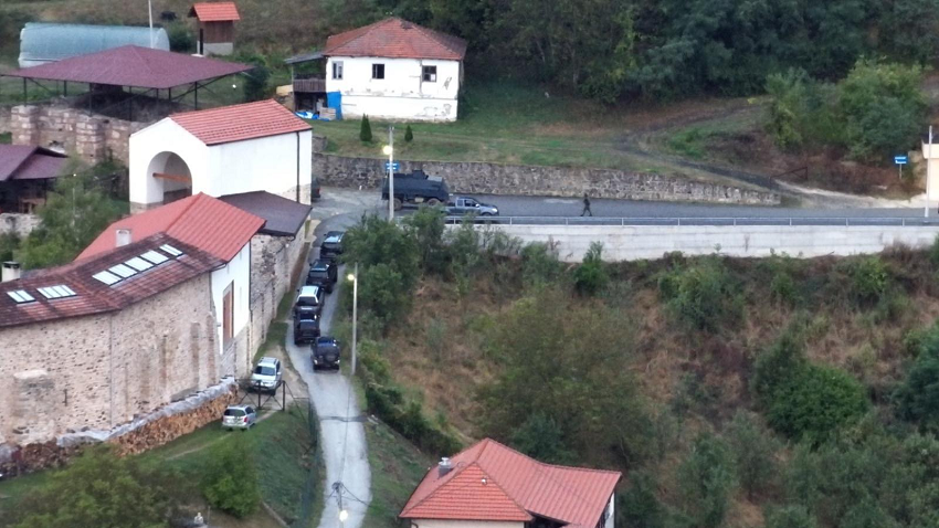 Çeku me shkresë zyrtare Dioqezës Rashkë – Prizren për sanimin e dëmeve në Manastirin e Banjkës