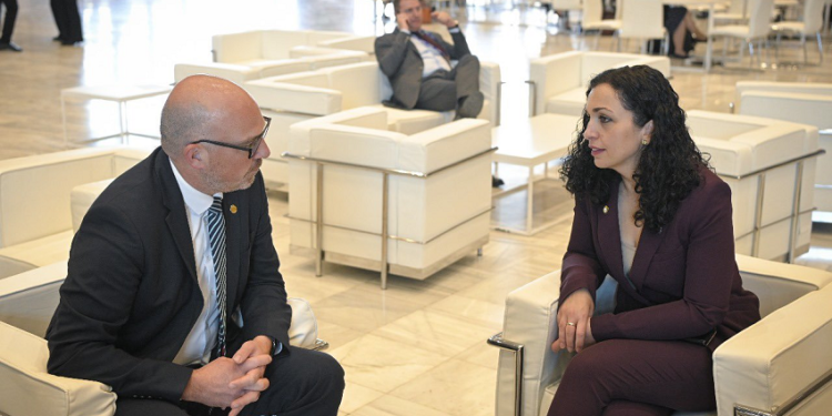 Osmani takon kryeministrin e Litenshtajnit, i kërkon avancimin e dosjes së Kosovës për anëtarësim në KiE