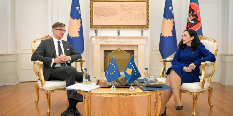 Osmani zyrtarit të BE-së: Sulmi i 24 shtatorit ishte i përgatitur dhe i orkestruar nga Serbia