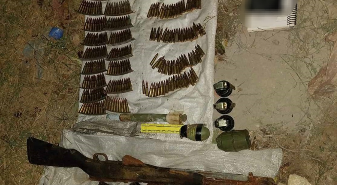 Policia jep detaje për sasinë e armatimit të gjetur në Vushtrri