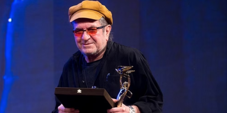 Vritet me thikë regjisori i mirënjohur iranian