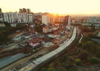 Rama thotë se është vendim politik pezullimi i punimeve të “Rrugës A”