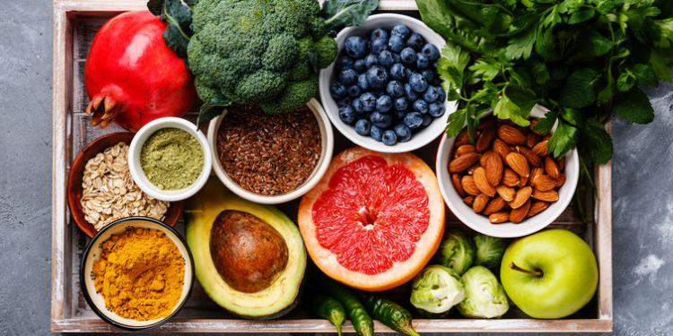 Çfarë duhet të hani për të shmangur gripin dhe ftohjen