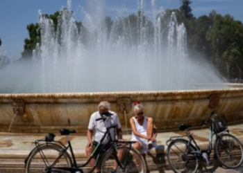 Temperatura mbi 40 gradë celsius, vapa ekstreme “mbyll” shkolla e kopshte në Spanjë