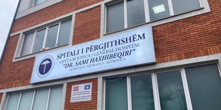 Nxënësit e helmuar në Mitrovicë janë në gjendje të mirë dhe janë liruar në shtëpi